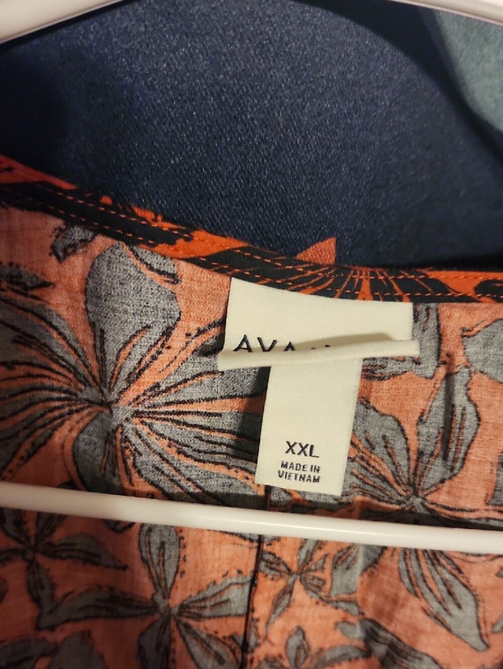 Ava & Viv Orange and Black Leaf-Print V-Neck Dress - Picture 2 of 4